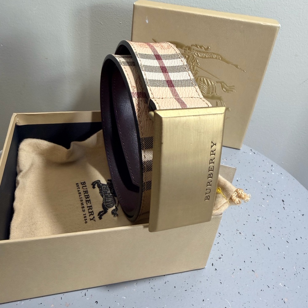 Burberry Beige and Brown Belt …UNISEX BRAND NEW Size 36/90
